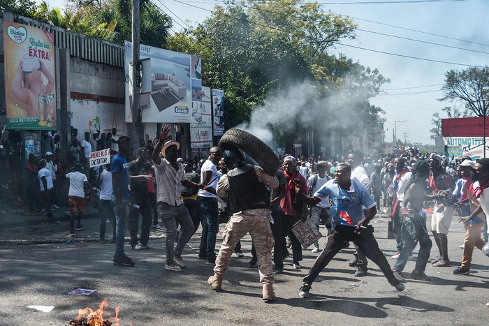 Manifestación contra el gobierno y la denuncia al apoyo internacional del presidente Jovenal Moise.
, el 14 de febrero, en Puerto Príncipe
 · Foto: Reginald Louissaint JR, AFP