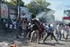Manifestación contra el gobierno y la denuncia al apoyo internacional del presidente Jovenal Moise.
, el 14 de febrero, en Puerto Príncipe
· Foto: Reginald Louissaint JR, AFP Manifestación contra el gobierno y la denuncia al apoyo internacional del presidente Jovenal Moise.
, el 14 de febrero, en Puerto Príncipe
· Foto: Reginald Louissaint JR, AFP