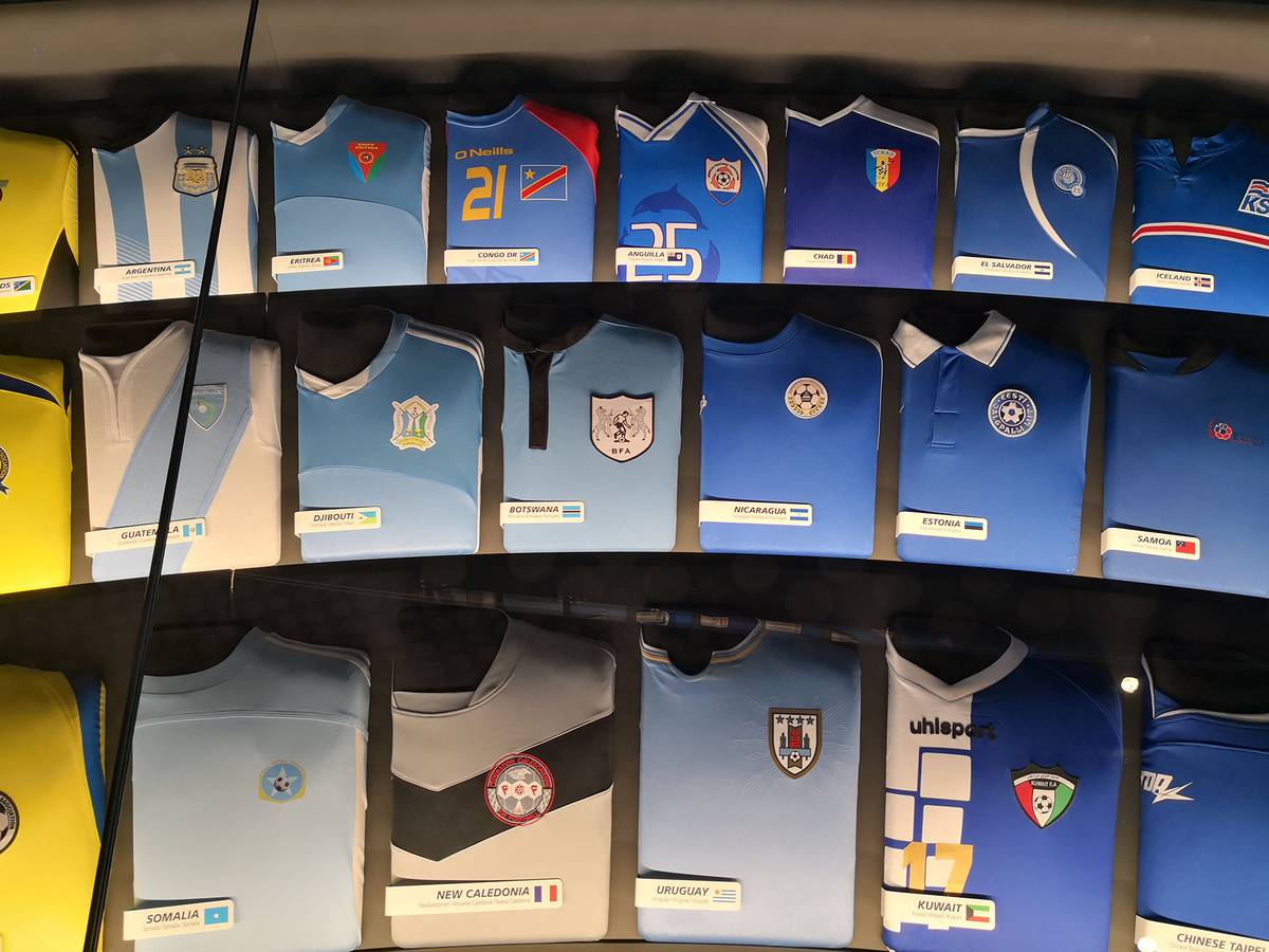 FIFA confirma que Uruguay ganó cuatro Mundiales: la imagen del museo en  Qatar que lo prueba