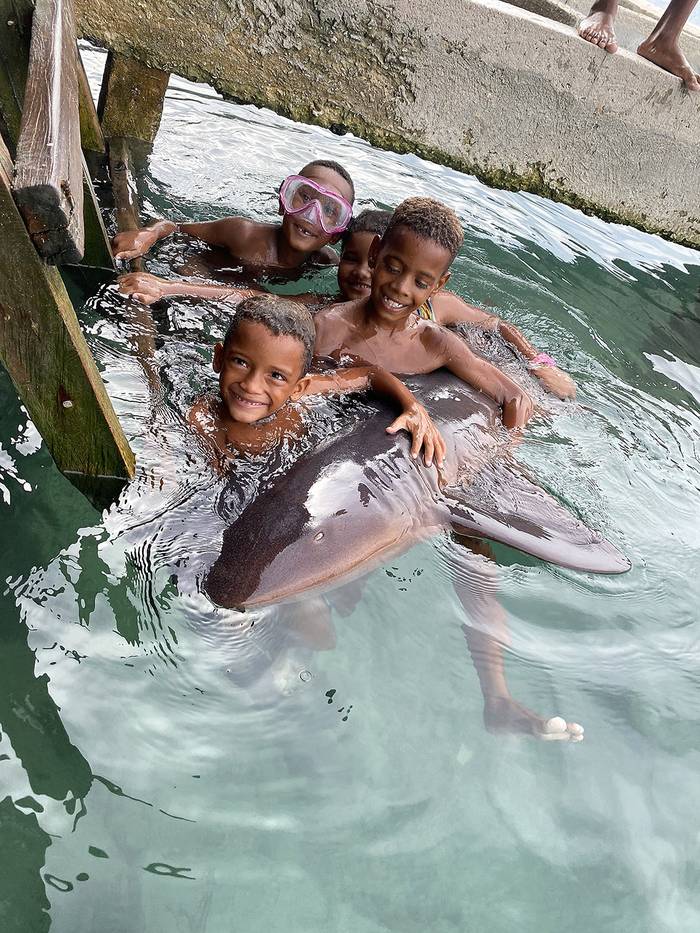 Foto principal del artículo 'Oficios en el paraíso'