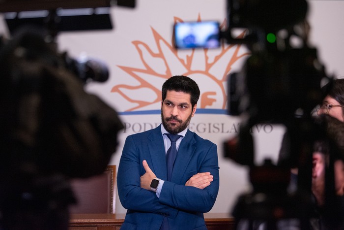 Andrés Ojeda en el Parlamento. Foto: Gianni Schiaffarino · Foto:  Abed Al Hashlamoun, Efe