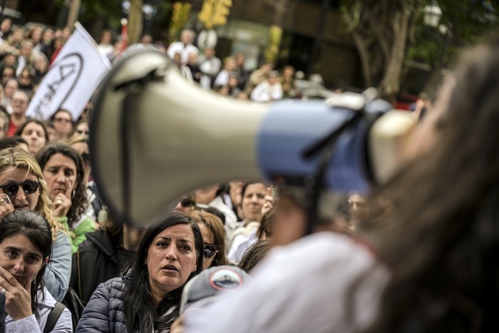 Movilización de Ademu, el 7 de noviembre, en el Codicen. · Foto: María Vivanco