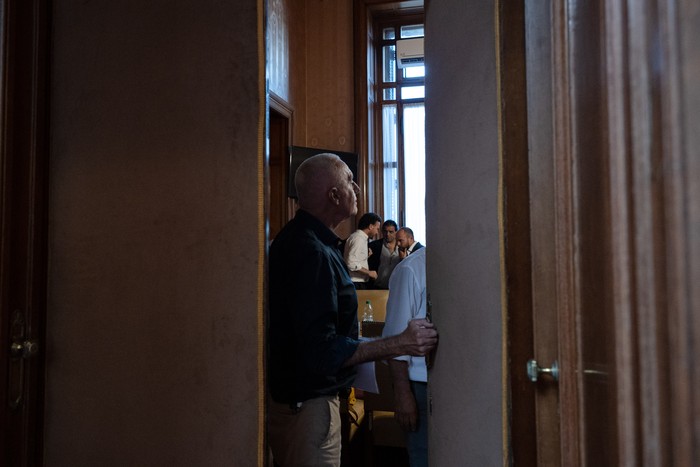 Carlos Negro, el 9 de febrero, en el Parlamento. · Foto: Inés Guimaraens