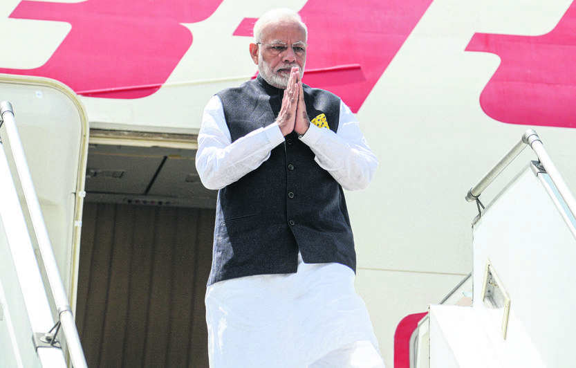 Narendra Modi suple mundo