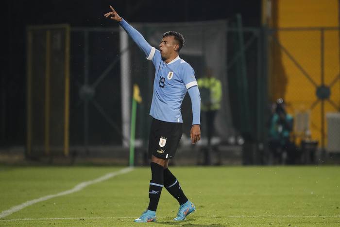 Luciano Rodríguez, durante un partido por el Campeonato Sudamericano Sub 20 ante Paraguay (archivo, febrero de 2023). · Foto: Carlos Ortega, EFE