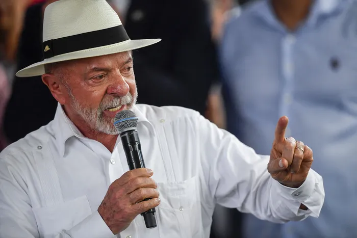 El presidente de Brasil, Luiz Inácio Lula da Silva, durante la inauguración del Centro de Desarrollo Tecnológico en Salud, en Fiocruz, Río de Janeiro, el sábado 23. · Foto: Daniel Ramalho, AFP