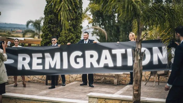 Durante el encuentro, el 30 de mayo, en Portugal. Foto: redes sociales de Remigration Summit 26.