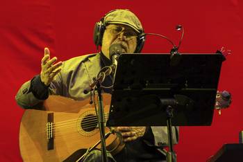 Silvio Rodríguez en El Zócalo de Ciudad de México, el 10 de junio de 2022. Foto: Alexis del Castillo, Secretaría de Cultura de la Ciudad de México.