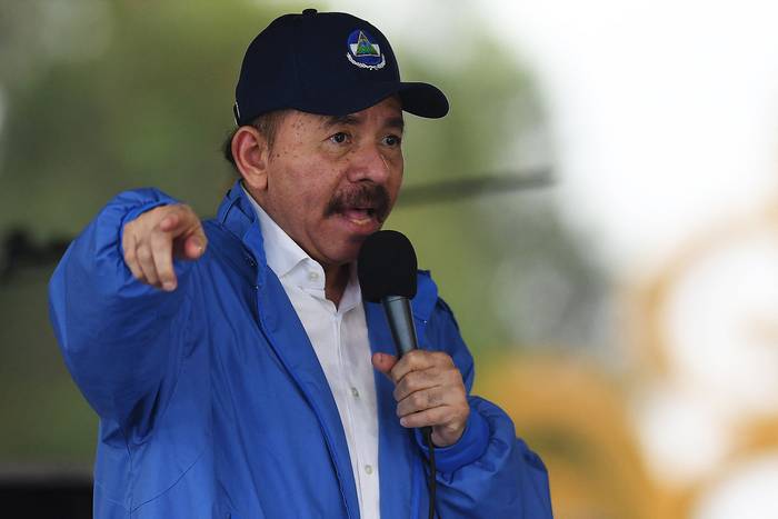 Daniel Ortega, habla con simpatizantes durante la llamada "Caminata por la Seguridad y la Paz" en Managua (archivo, julio de 2018).
 · Foto: Marvin Recinos / AFP
