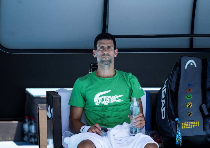 Novak Djokovic, durante una práctica antes del Abierto de Australia, el 13 de enero, en Melbourne. Foto: Mike Frey, AFP