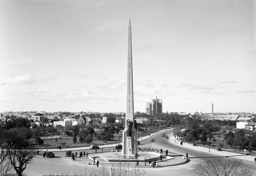 Obelisco cc