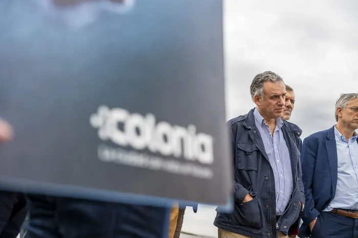 Yamandú Orsi durante una visita al predio de +Colonia. (Archivo, julio de 2025) · Foto: Ignacio Dotti