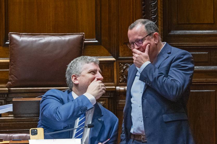 20251231 POL COALICION PERRONE