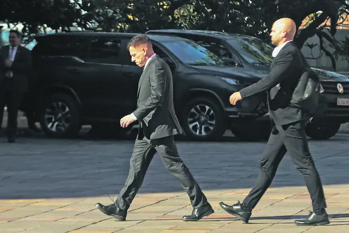Peter Thiel a la salida de su encuentro con Javier Milei en la Casa Rosada. · Foto: Catriel Gallucci