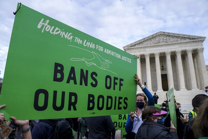Marcha de Mujeres en defensa del Aborto Legal frente a la Corte Suprema de los Estados Unidos el miércoles, en Washington. · Foto: Leigh Vogel, Getty Images, AFP