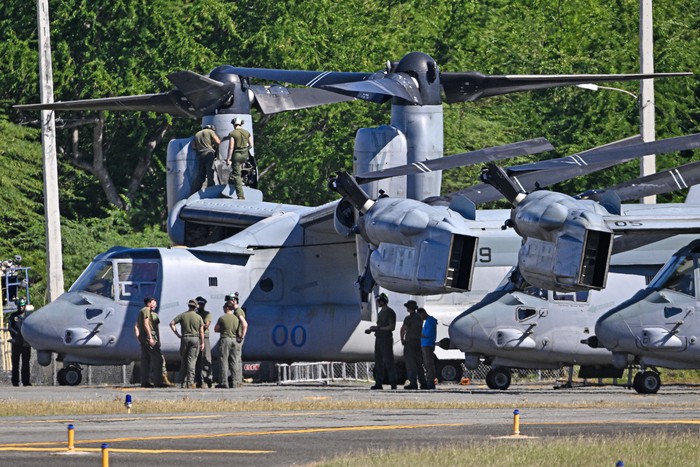 Cuerpo de Marines de EE. UU. en el Aeropuerto Internacional Mercedita, el 2 de diciembre, en Puerto Rico. · Foto: Miguel J. Rodríguez Carrillo, AFP