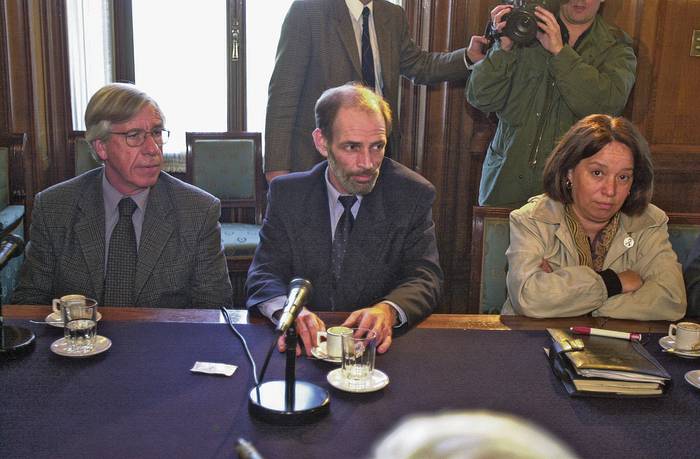 Danilo Astori, Alejandro Atchugarry y Mónica Xavier, en el Parlamento (archivo, año 2002). · Foto: Sandro Pereyra