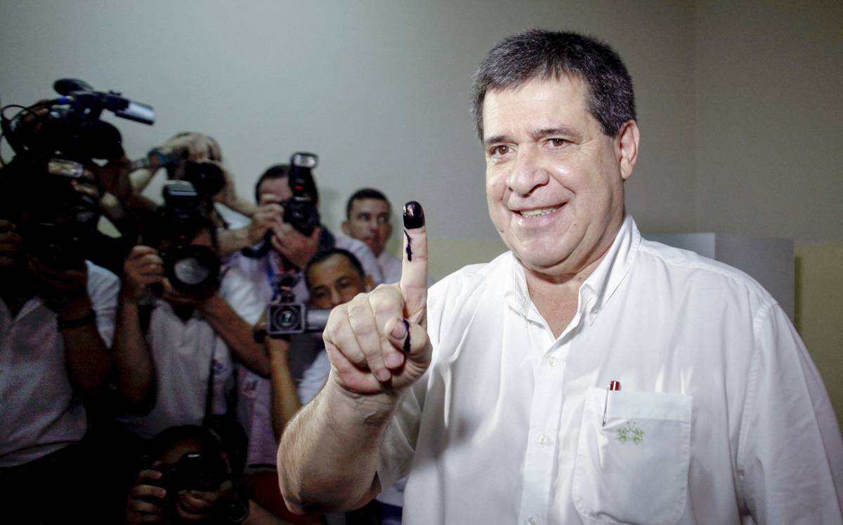 Secretaría antilavado de Paraguay concluyó que tabacalera de Cartes transfirió casi 43 millones de dólares a Uruguay entre 2014 y 2021 | la diaria | Uruguay