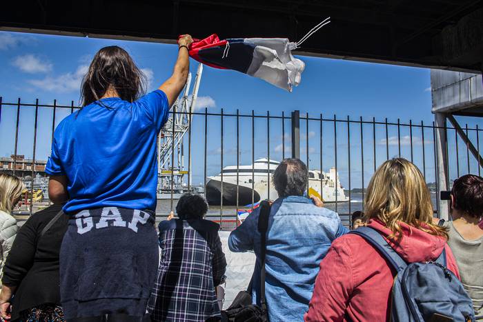 Llegada de votantes frenteamplistas al Puerto de Montevideo (archivo, noviembre de 2019). · Foto: Alessandro Maradei