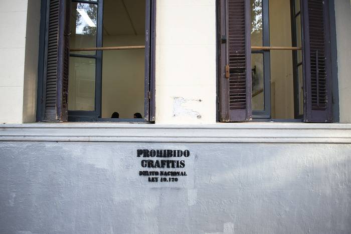 Institutos Normales, en la calle Soriano. · Foto: Alessandro Maradei