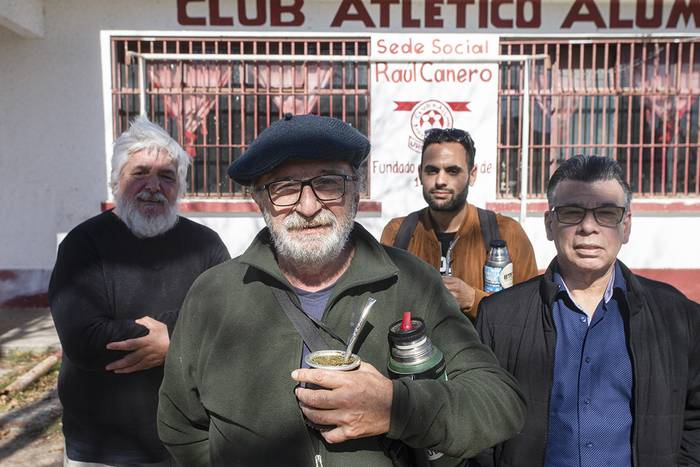 Mario Mujica, Walter Zeballos, atrás Genaro Ribero y Joaquín Berriel. · Foto: .