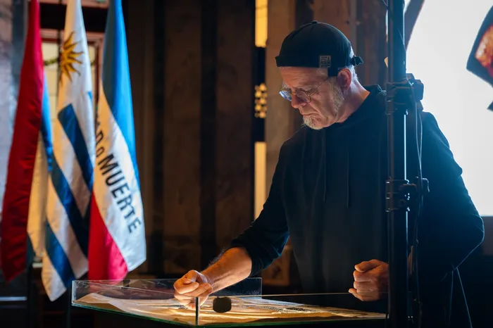 Luis Tunda Prada, durante la presentación de "Amar nuestro mar", en el Palacio Legislativo, el 15 de octubre · Foto: Departamento de Fotografía del Parlamento