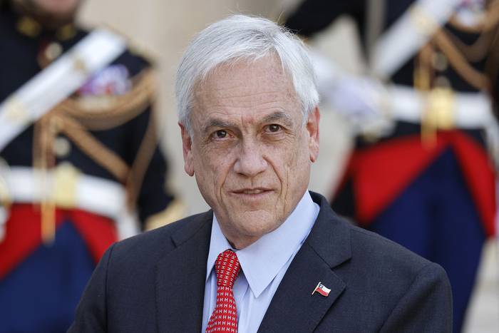 Sebastián Piñera, en el Palacio presidencial del Elíseo en París (archivo, setiembre de 2021). · Foto: Ludovic Marin, AFP