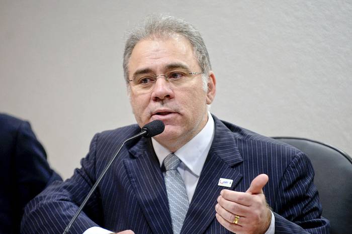 Marcelo Antonio Queiroga, durante una audiencia pública de la Comisión de Asuntos Sociales, en Brasilia. Foto: Marcos Oliveira, Oficina de prensa del Senado brasileño, AFP (archivo, agosto de 2015).