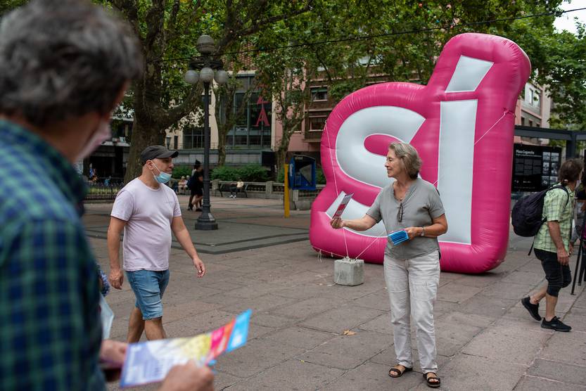 SI referéndum contra la LUC