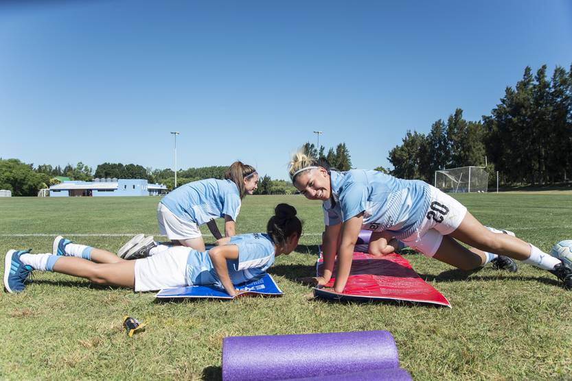 20220218 uruguay paraguay femenino