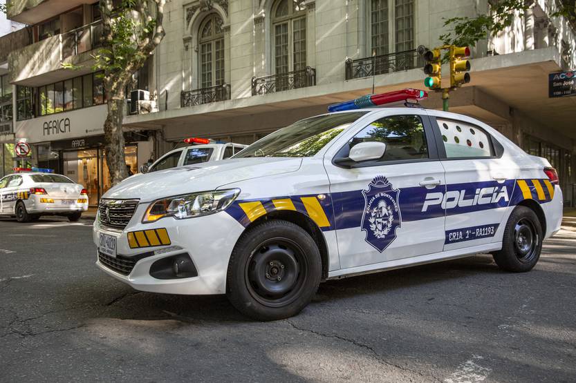 20220209 policía