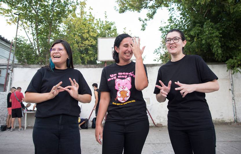 20220224 interpretes señas