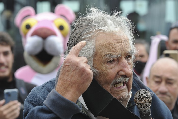 José Mujica en una mateada por el Sí, en Belloni y Dunant. · Foto: Federico Gutiérrez