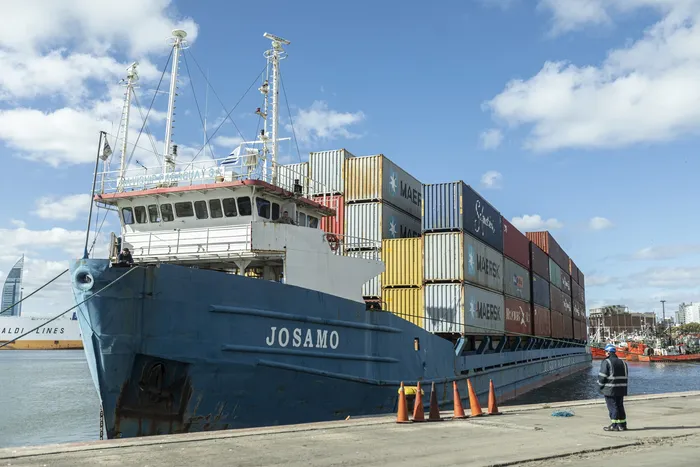 Puerto de Montevideo · Foto: Ernesto Ryan