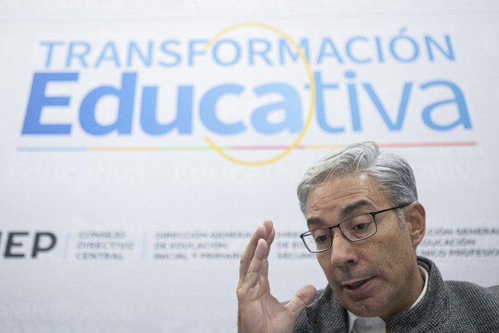 Robert Silva, durante una charla en la escuela n° 50 de Colón (archivo, mayo de 2022). · Foto: .