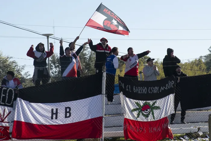 Hinchas de Huracán Buceo (archivo). · Foto: Ignacio Dotti