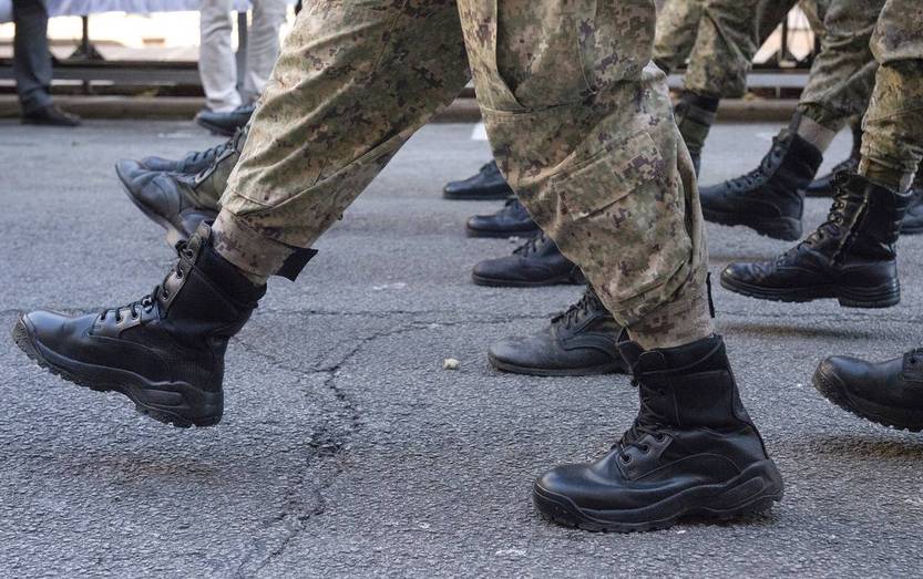 20230801 Militares