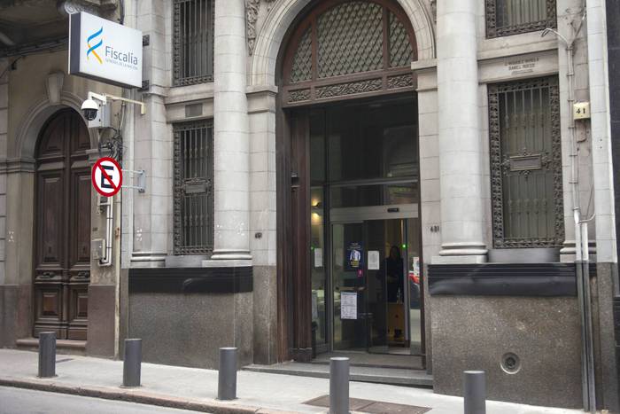 Sede de la Fiscalía General de la Nación, sobre la calle Cerrito, en la Ciudad Vieja (archivo, agosto de 2022). · Foto: Alessandro Maradei