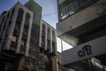 Sede de Citibank, en la Ciudad Vieja. · Foto: Ernesto Ryan