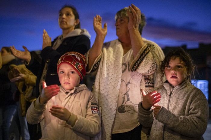 Movilización de vecinos del barrio Marconi contra la inseguridad. · Foto: Ernesto Ryan