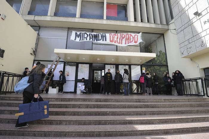 Liceo Miranda ocupado, este jueves. · Foto: Federico Gutiérrez