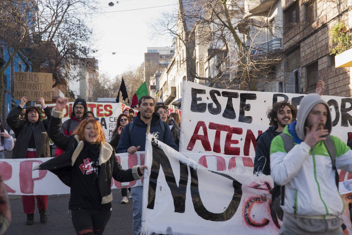 Estudiantes de Magisterio paran y se movilizan “ante la falta de ...
