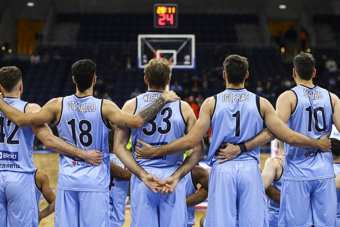 Selección uruguaya de básquetbol, el 29 de agosto de 2022, en el Antel Arena.
Foto: Ernesto Ryan