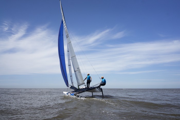 Dominique Knüppel, durante un entrenamiento en el Yacht Club Uruguayo (archivo). · Foto: Fernando Morán