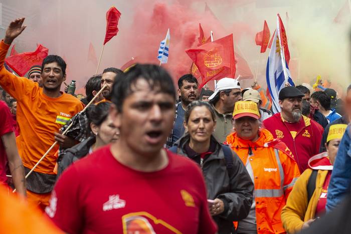 Movilizacion del  Sindicato Único Nacional de la Construcción y Anexos. · Foto: Alessandro Maradei