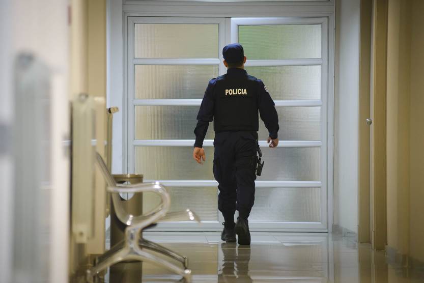 20221026 policía