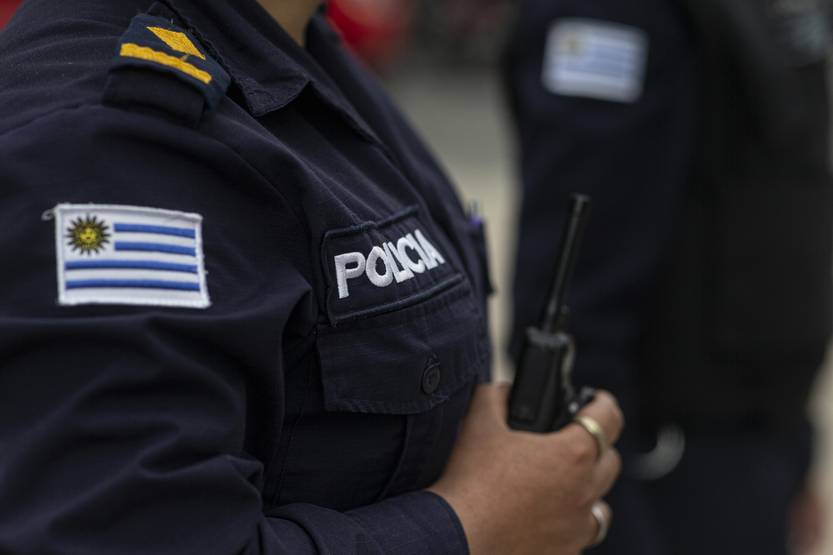 20221108 policía