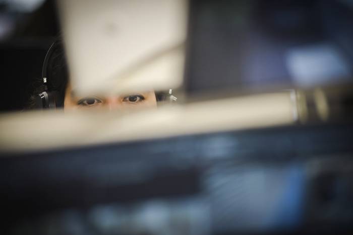 Foto principal del artículo 'Laboratorio de Datos y Sociedad demanda al Ministerio del Interior por negarse a dar información sobre el software de reconocimiento facial' · Foto: Mara Quintero