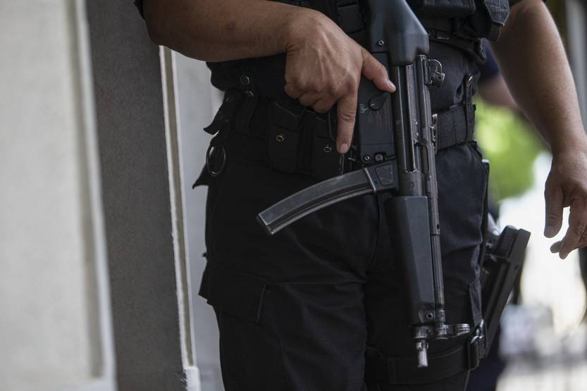 20230323 policía asesina