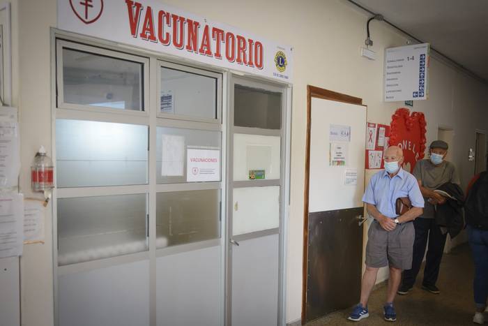 Vacunatorio del hospital de Pando, el 2 de enero. · Foto: Mara Quintero